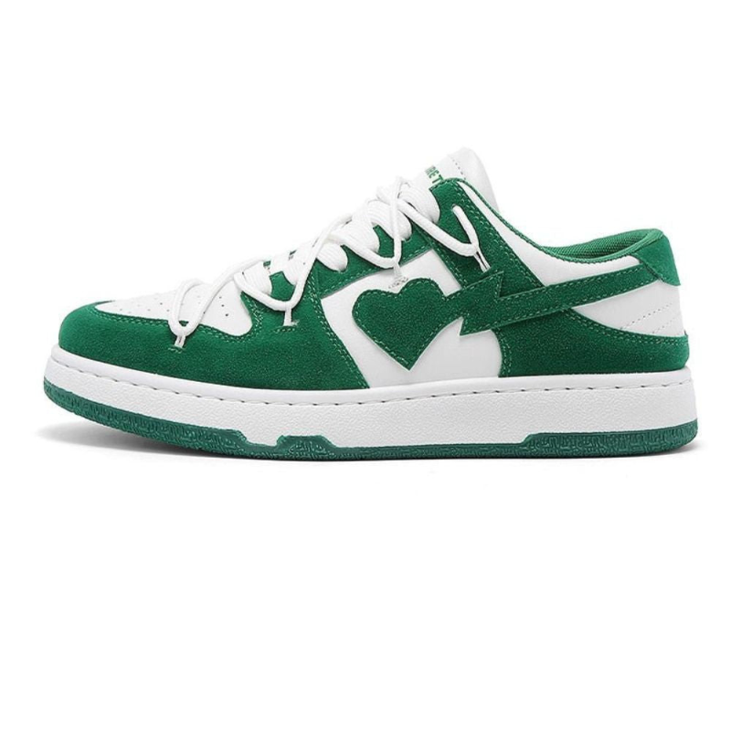 GREEN HEART SNEAKER