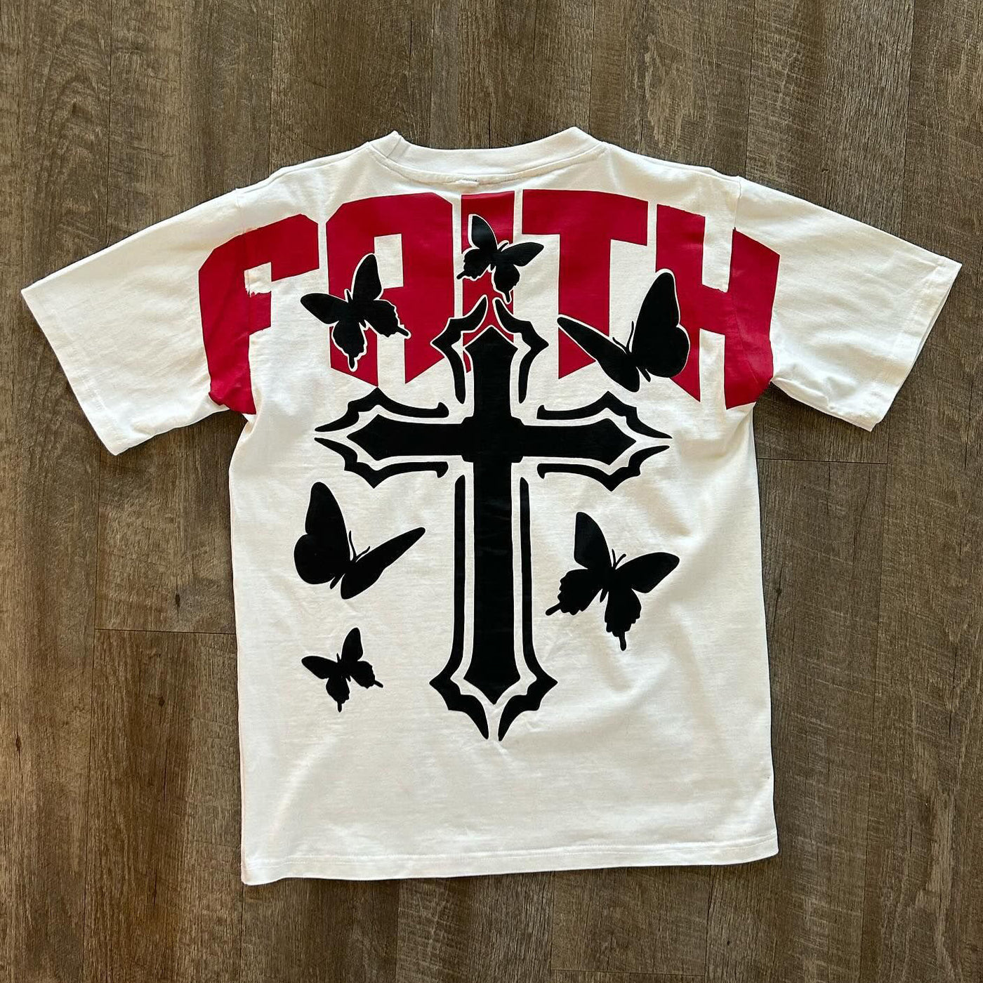 FAITH CROSS T-SHIRT - Damstreetwear