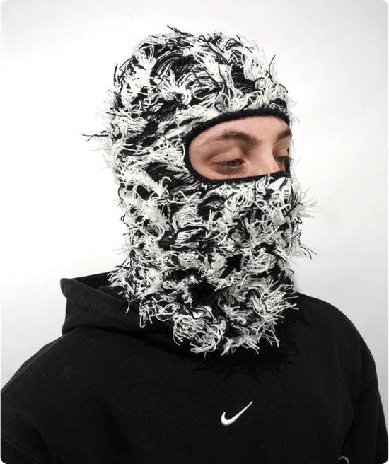 BALACLAVA DISTRESSED